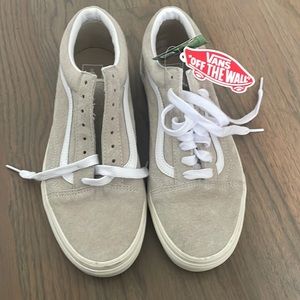 NWT suede Vans